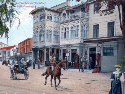 Ein altes Foto vom heutigen Platz des Friedens.