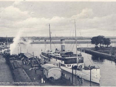 Berlin an Anlegestelle